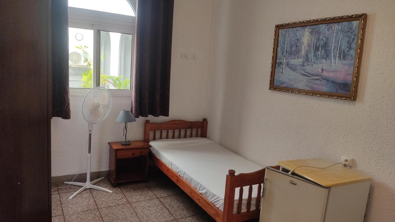 Hotel Le Nathania Saint Pierre Esterno foto