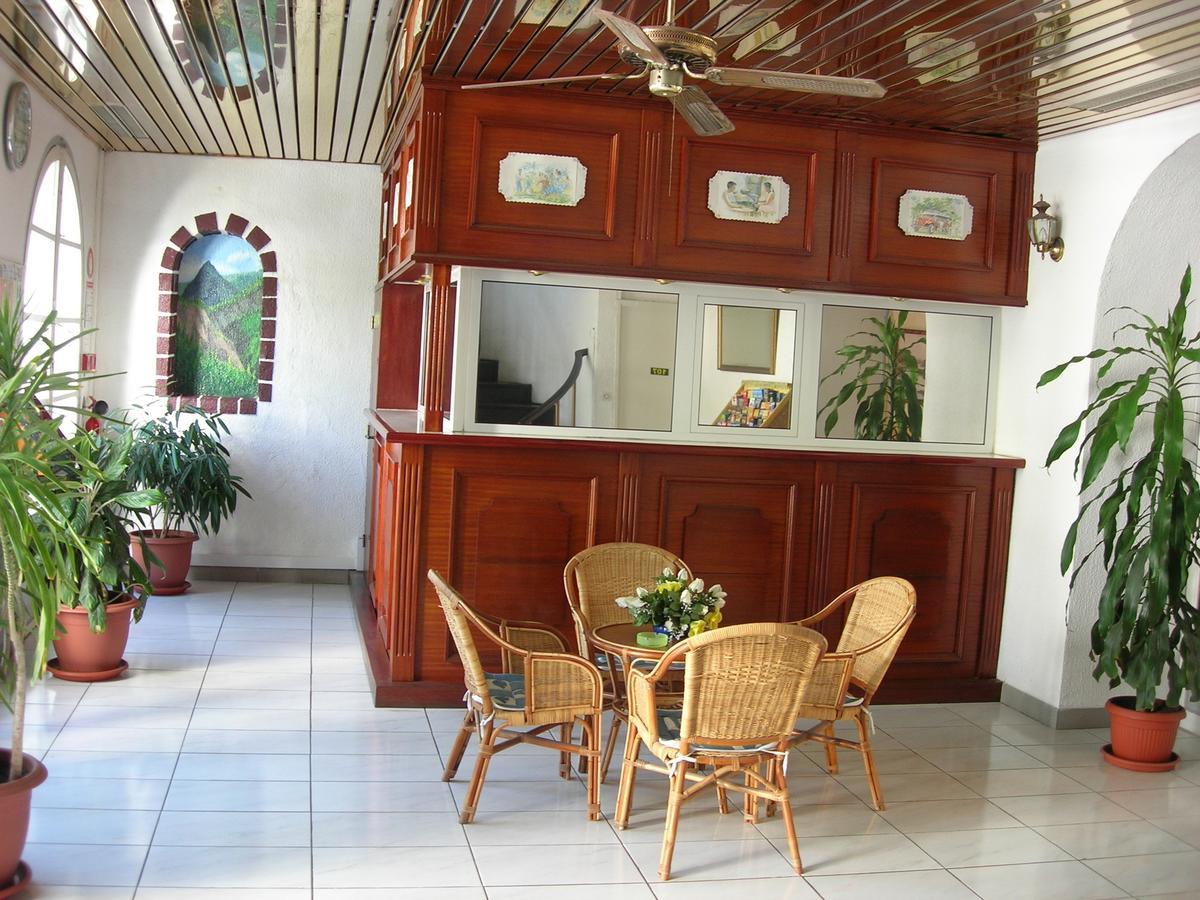 Hotel Le Nathania Saint Pierre Esterno foto